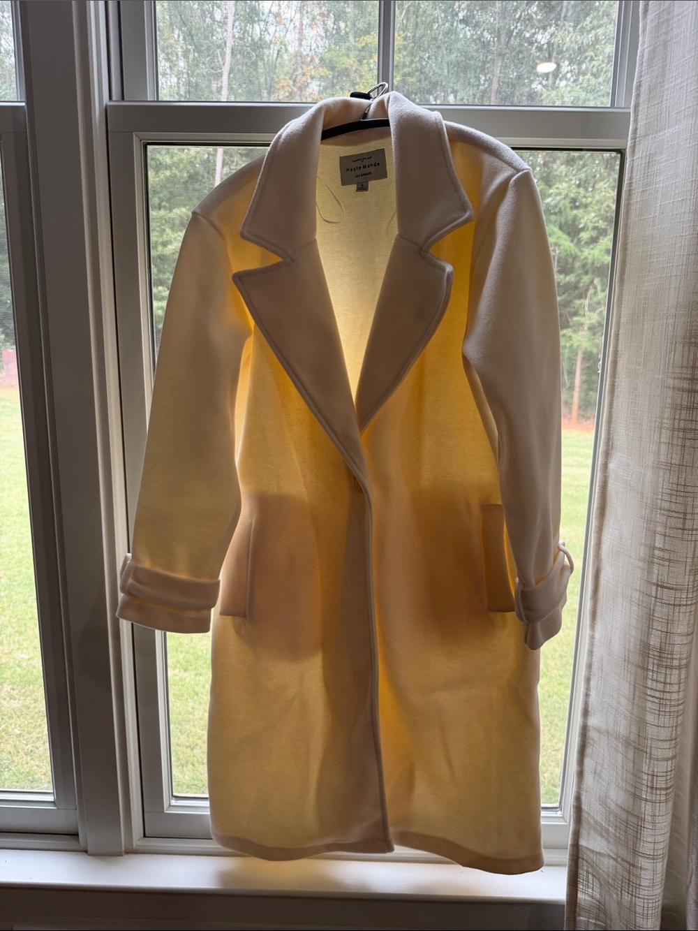 Aritzia Cream Single-Breasted Long Trench Coat